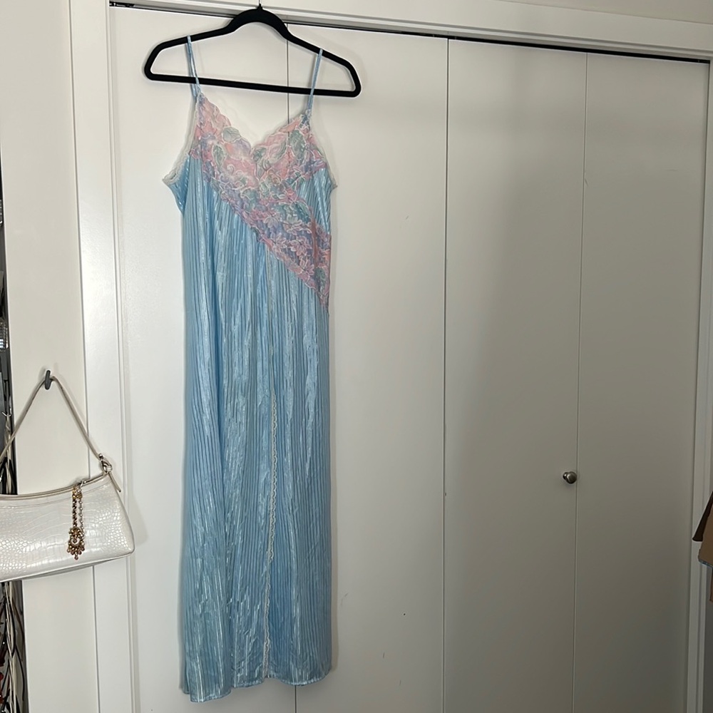 2 for $40 Night Dressing Gown with pink rosy lace front and silk ribbing detail - Picture 1 of 6